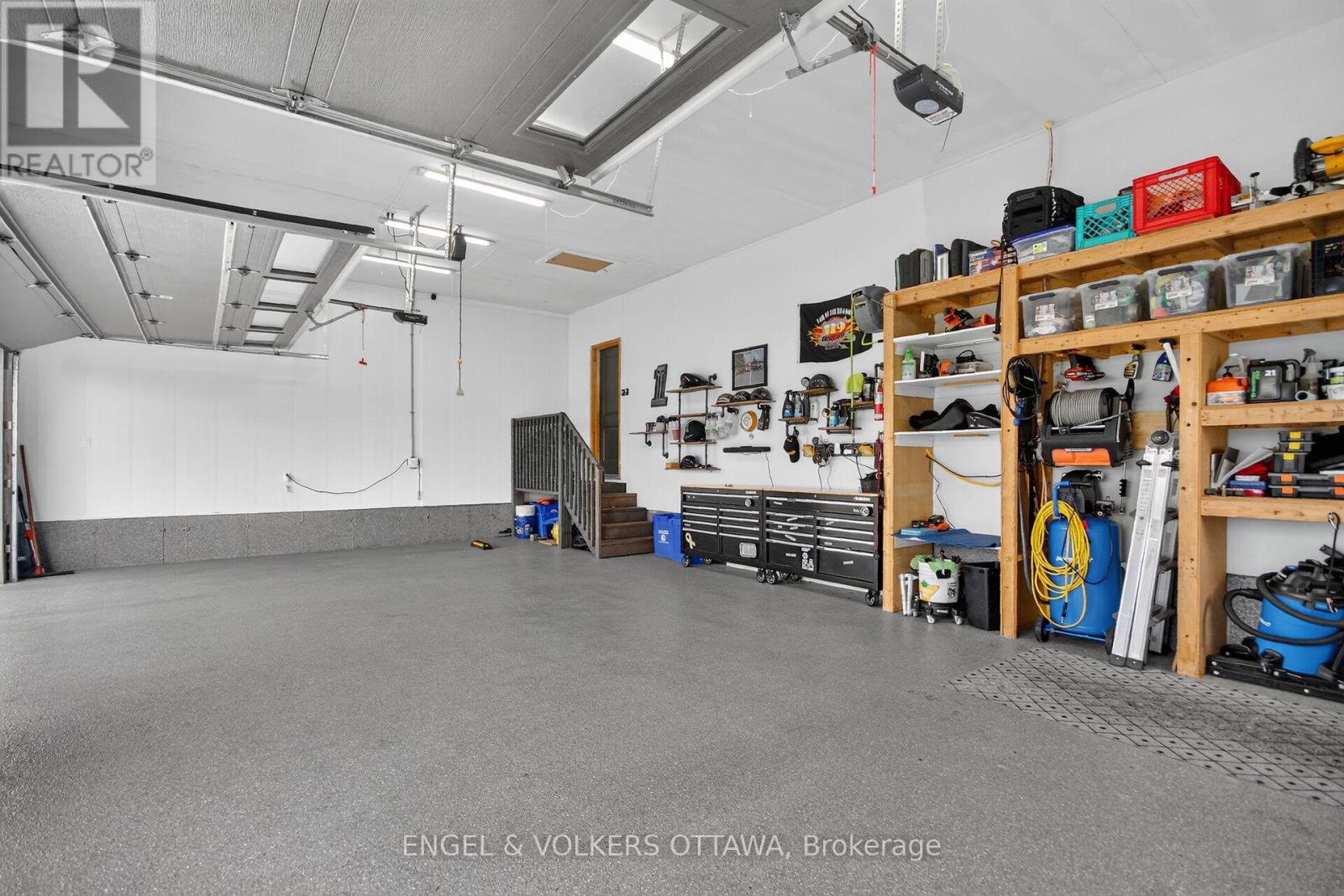 100 LAKE TRAIL ROAD - 41