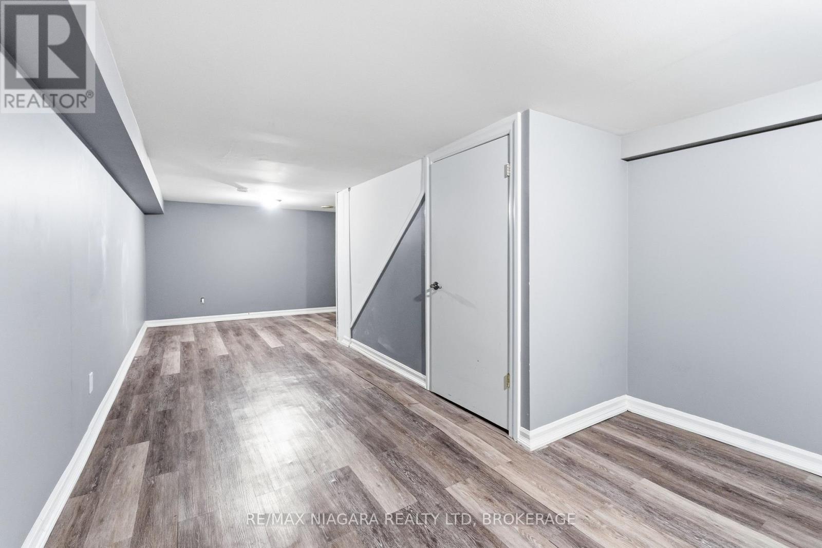 291 VINE STREET - Image 33