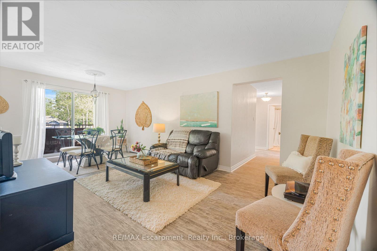 #203 485 THOROLD ROAD - 1