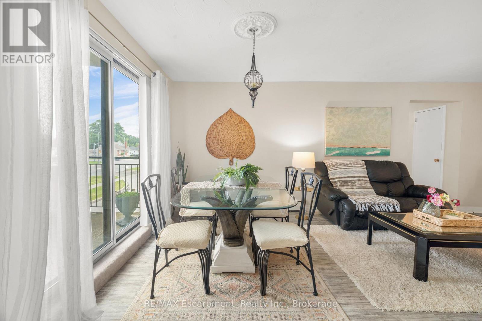 #203 485 THOROLD ROAD - 11