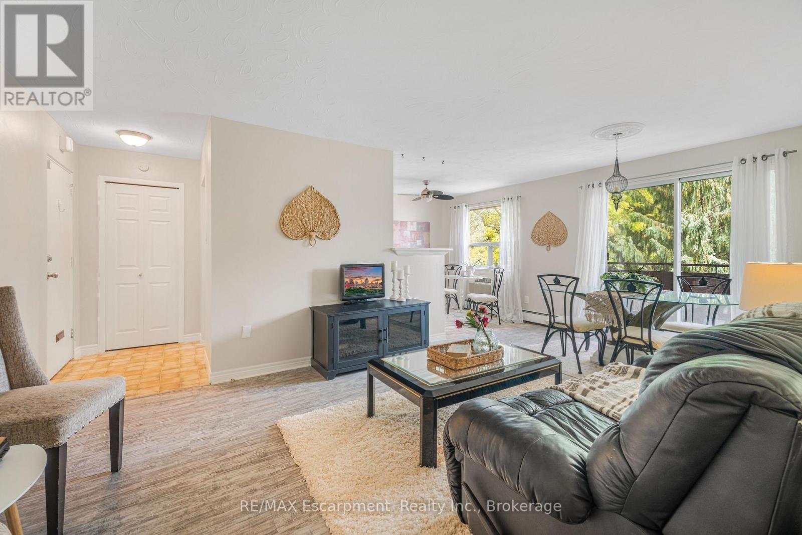 #203 485 THOROLD ROAD - 15