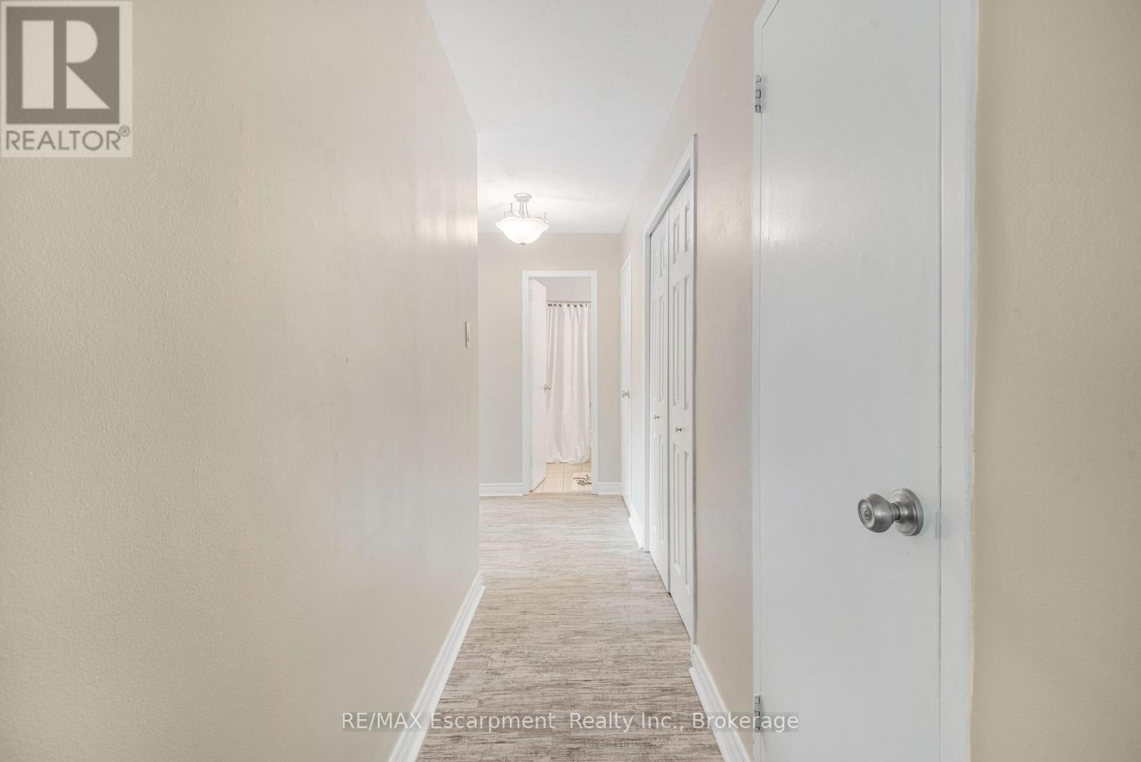 #203 485 THOROLD ROAD - 16