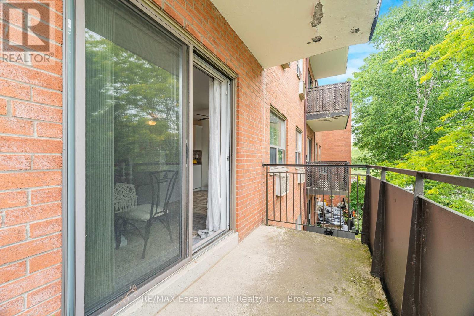 #203 485 THOROLD ROAD - 23