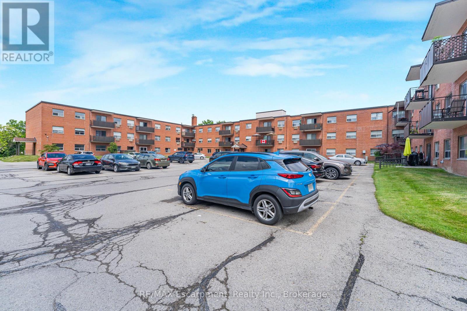 #203 485 THOROLD ROAD - 28