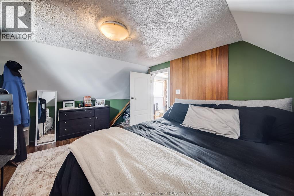 31 FORHAN STREET - 26