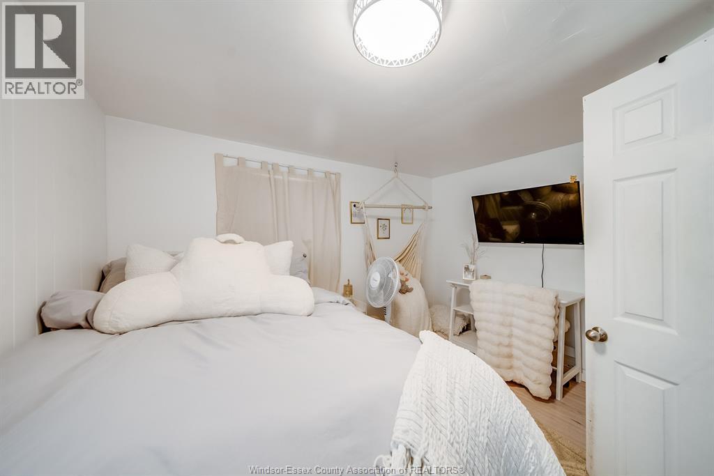 31 FORHAN STREET - 29
