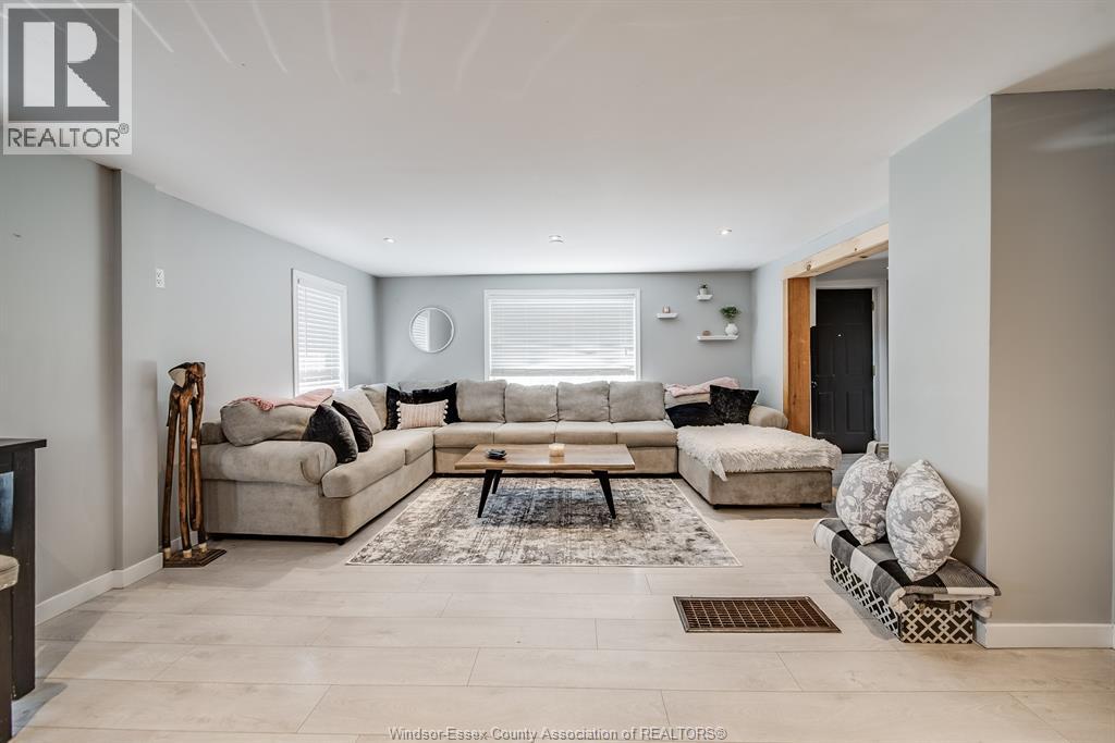 31 FORHAN STREET - 4