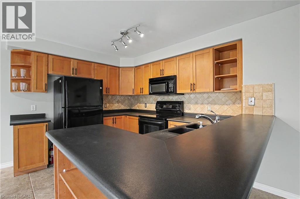24 GOREING Street - 12