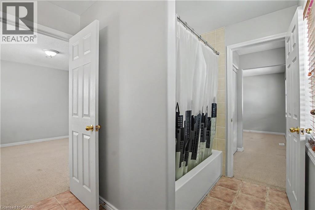 24 GOREING Street - 25