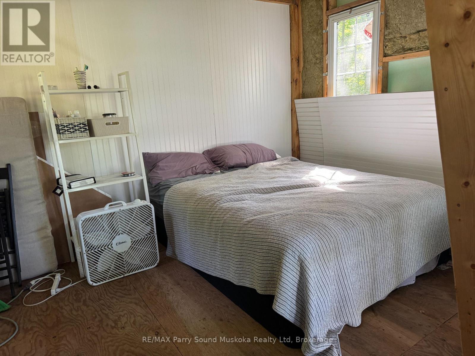 7 BOURBONNAISE ISLAND - 5