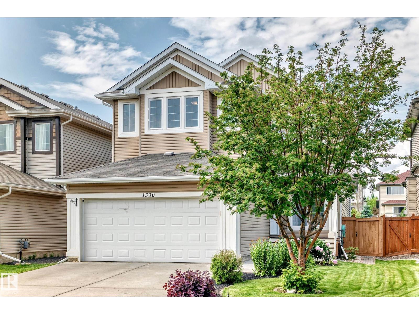 1330 114B St SW photo 2 — MLS® E4496853