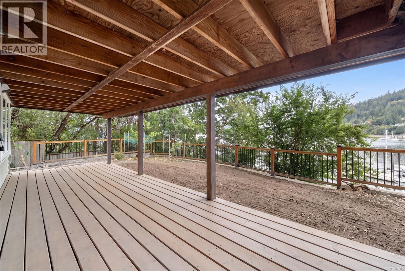 936 Arbutus Ave - 36