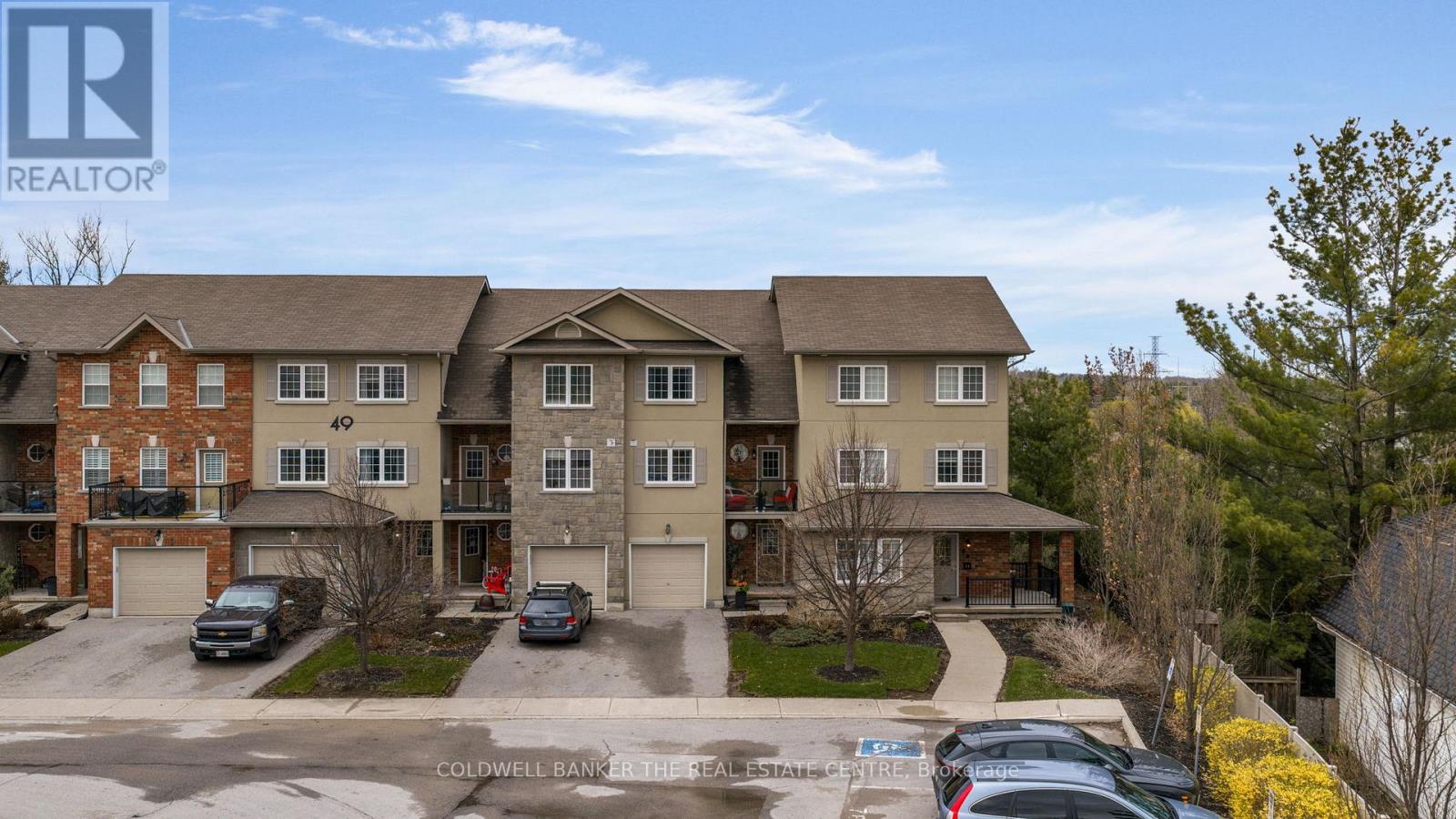 #7 49 FERNDALE DRIVE S - 1