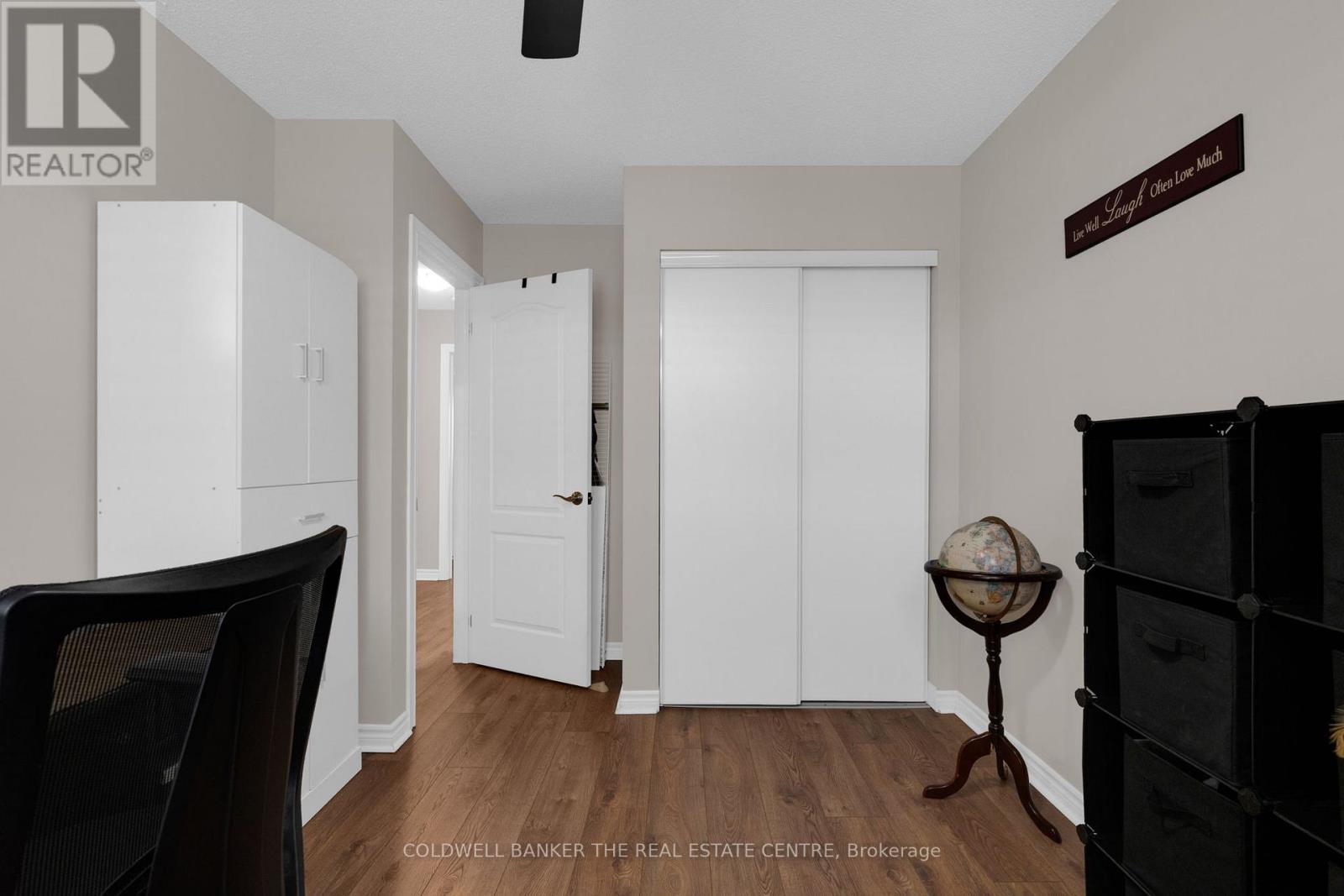 #7 49 FERNDALE DRIVE S - 23