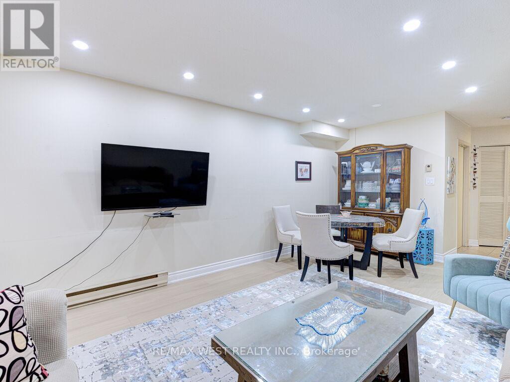 #22 83 IRWIN ROAD - 13