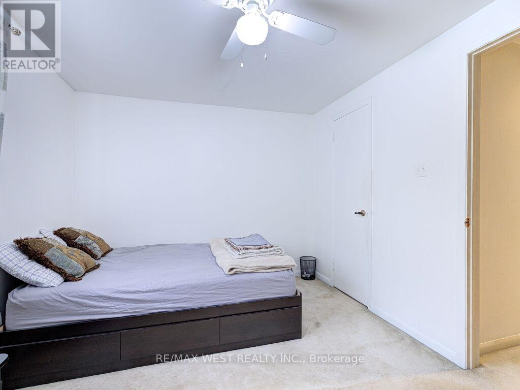 #22 83 IRWIN ROAD - 14
