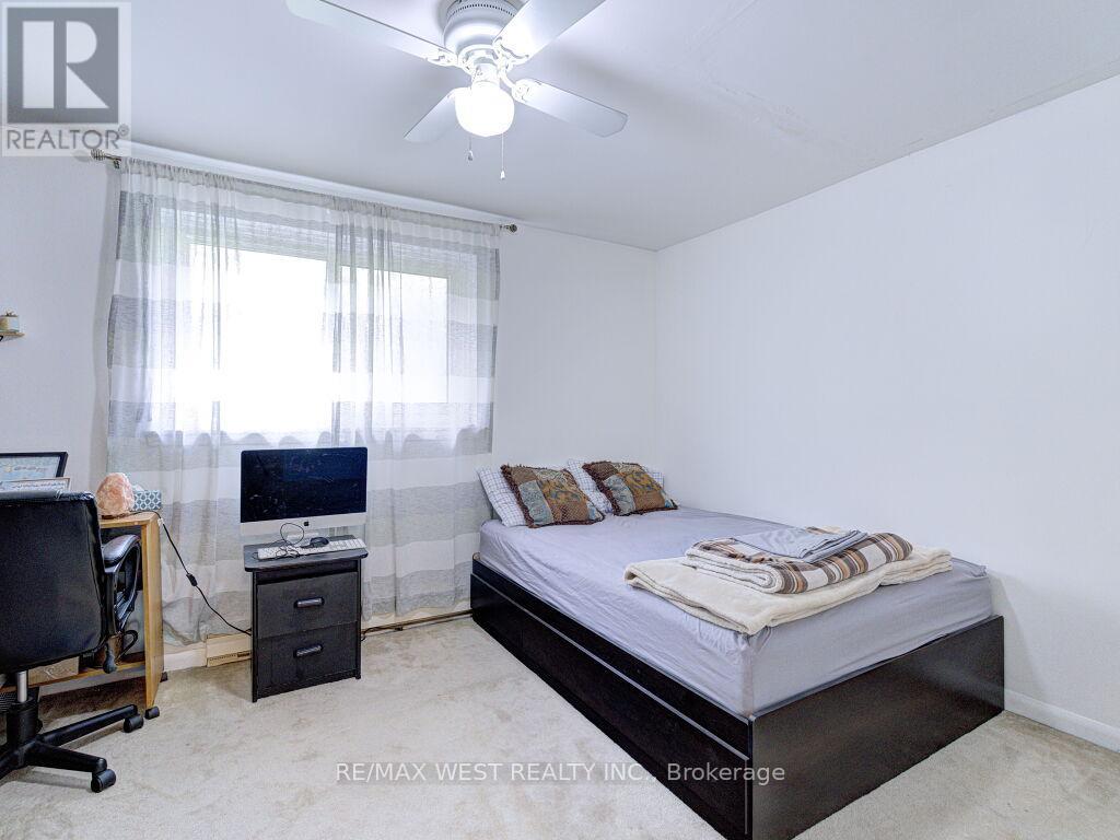 #22 83 IRWIN ROAD - 15