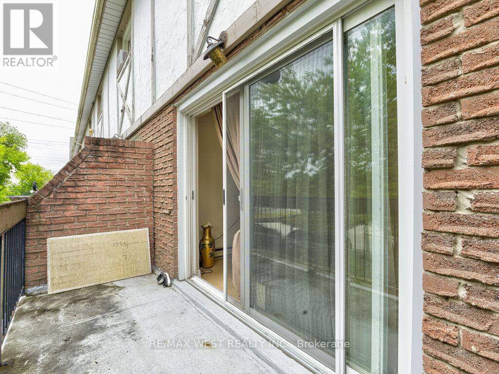 #22 83 IRWIN ROAD - 25