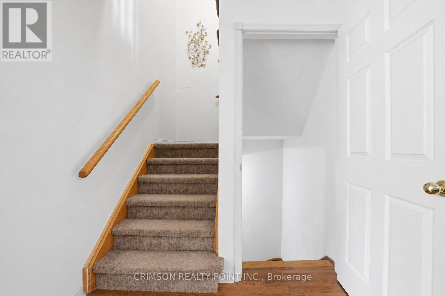 42 DAWSON CRESCENT - 13
