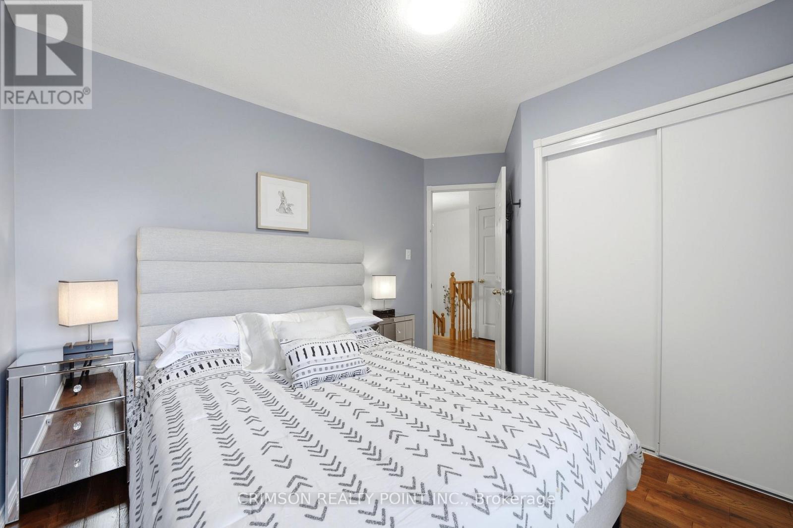 42 DAWSON CRESCENT - 22