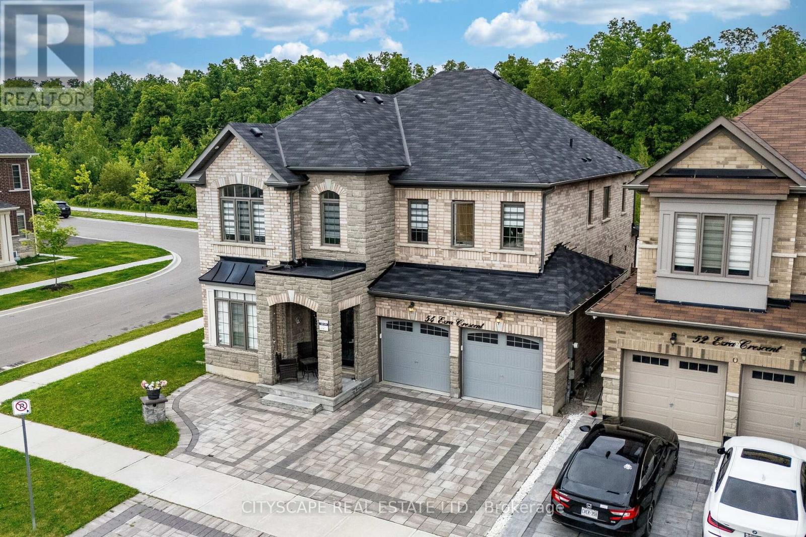54 EZRA CRESCENT - 2