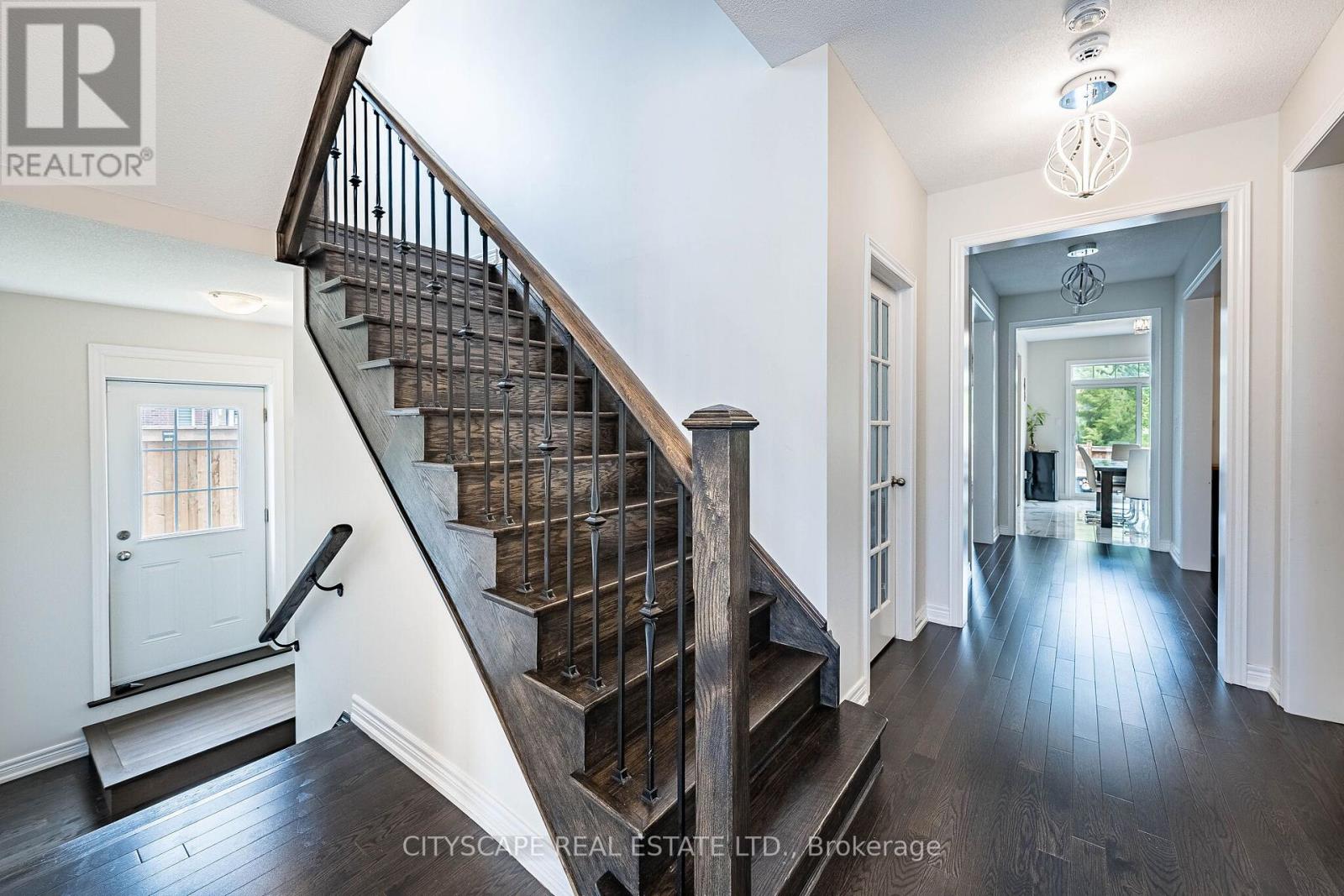 54 EZRA CRESCENT - 9