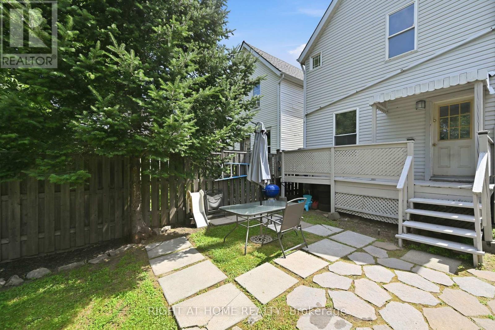 69 HILLYARD STREET - 16