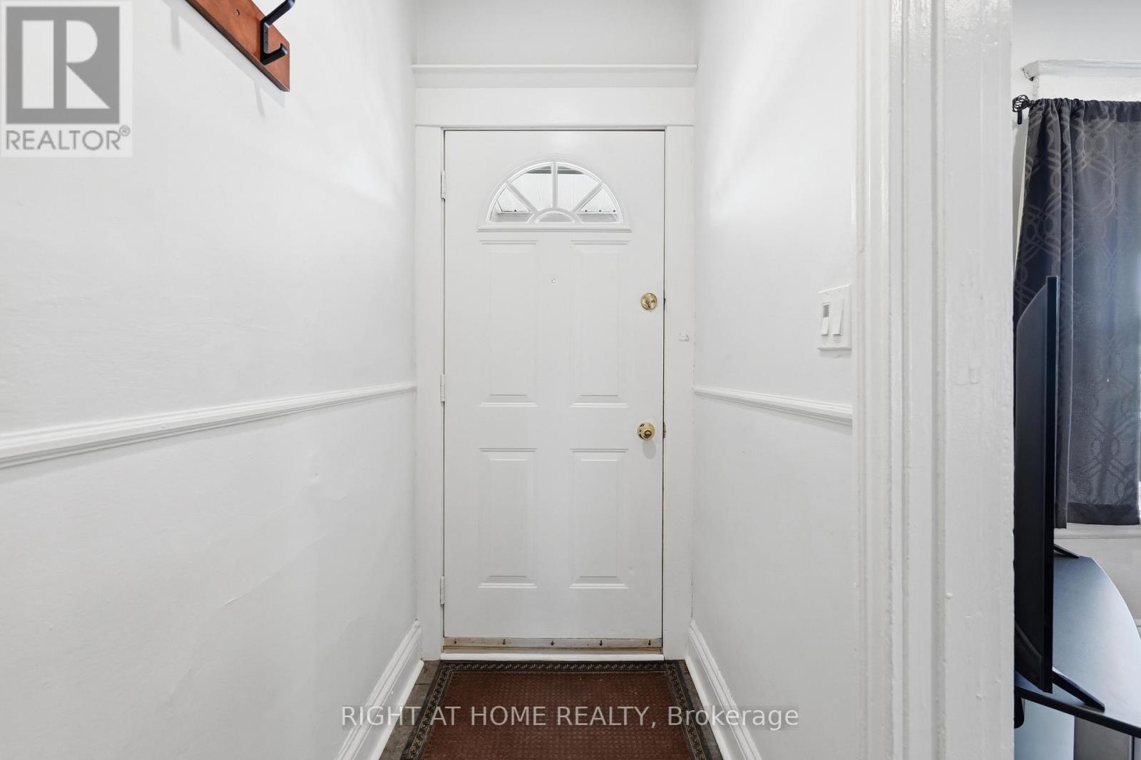 69 HILLYARD STREET - 27