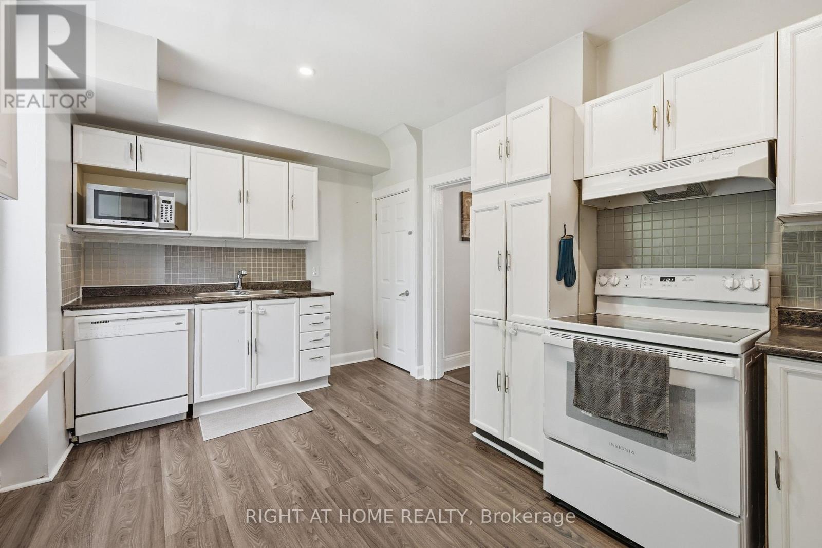 69 HILLYARD STREET - 5