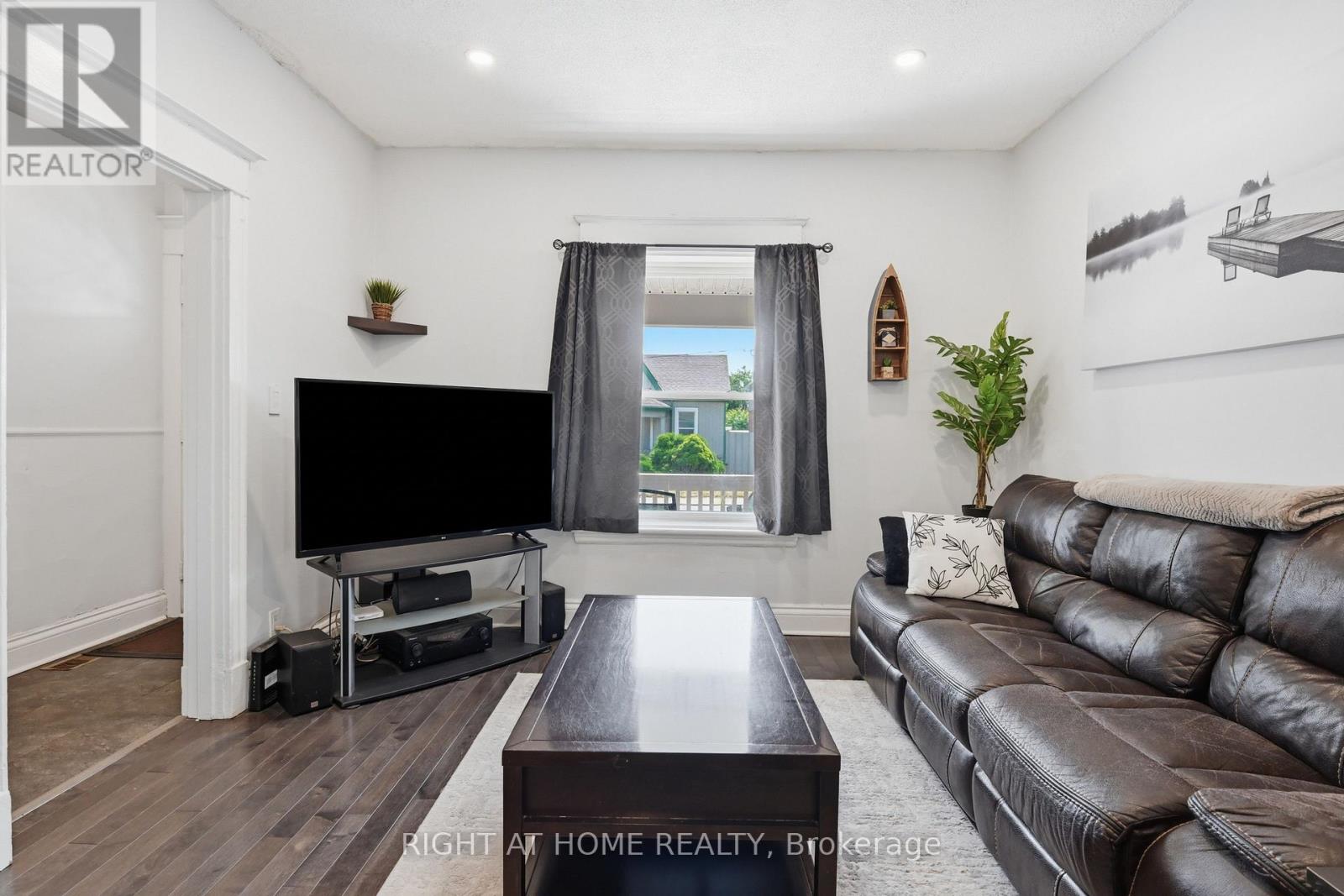 69 HILLYARD STREET - 7