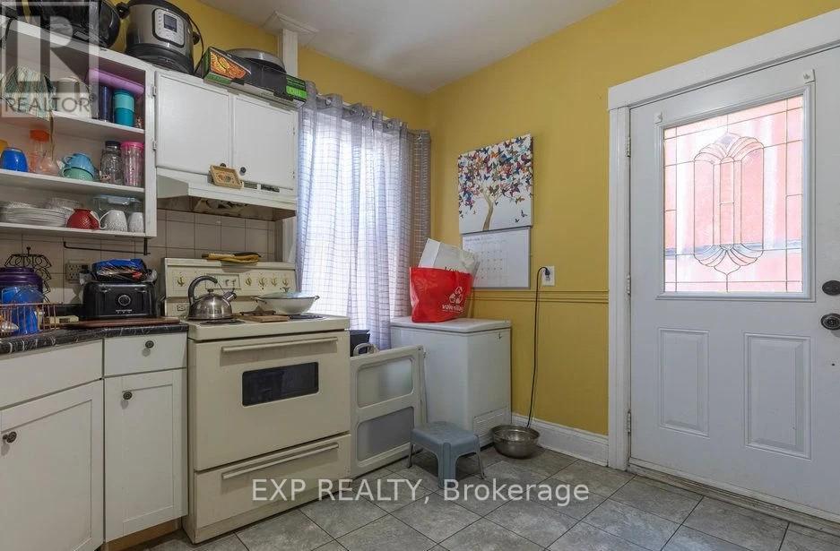 193 BURRIS STREET - 12