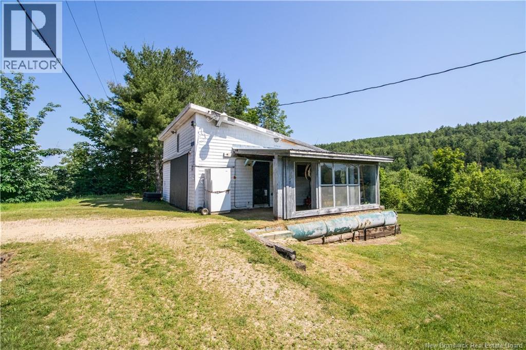 11464 Route 114 - Image 39