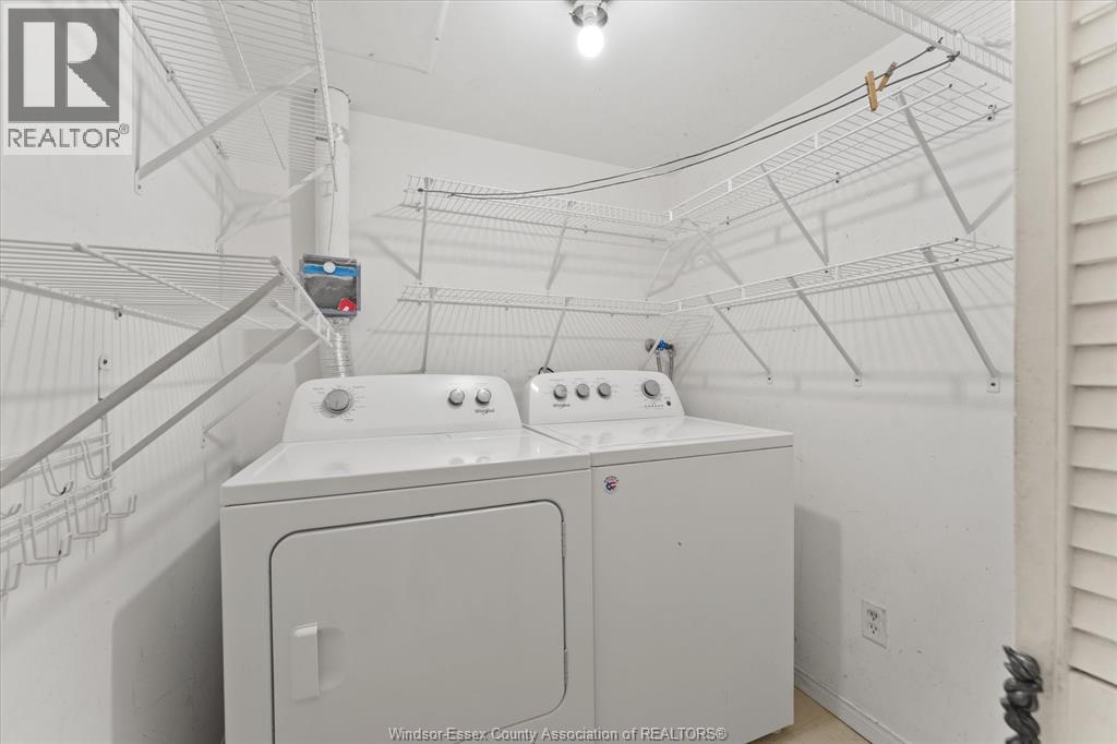 #507 515 Riverside DRIVE West - 24