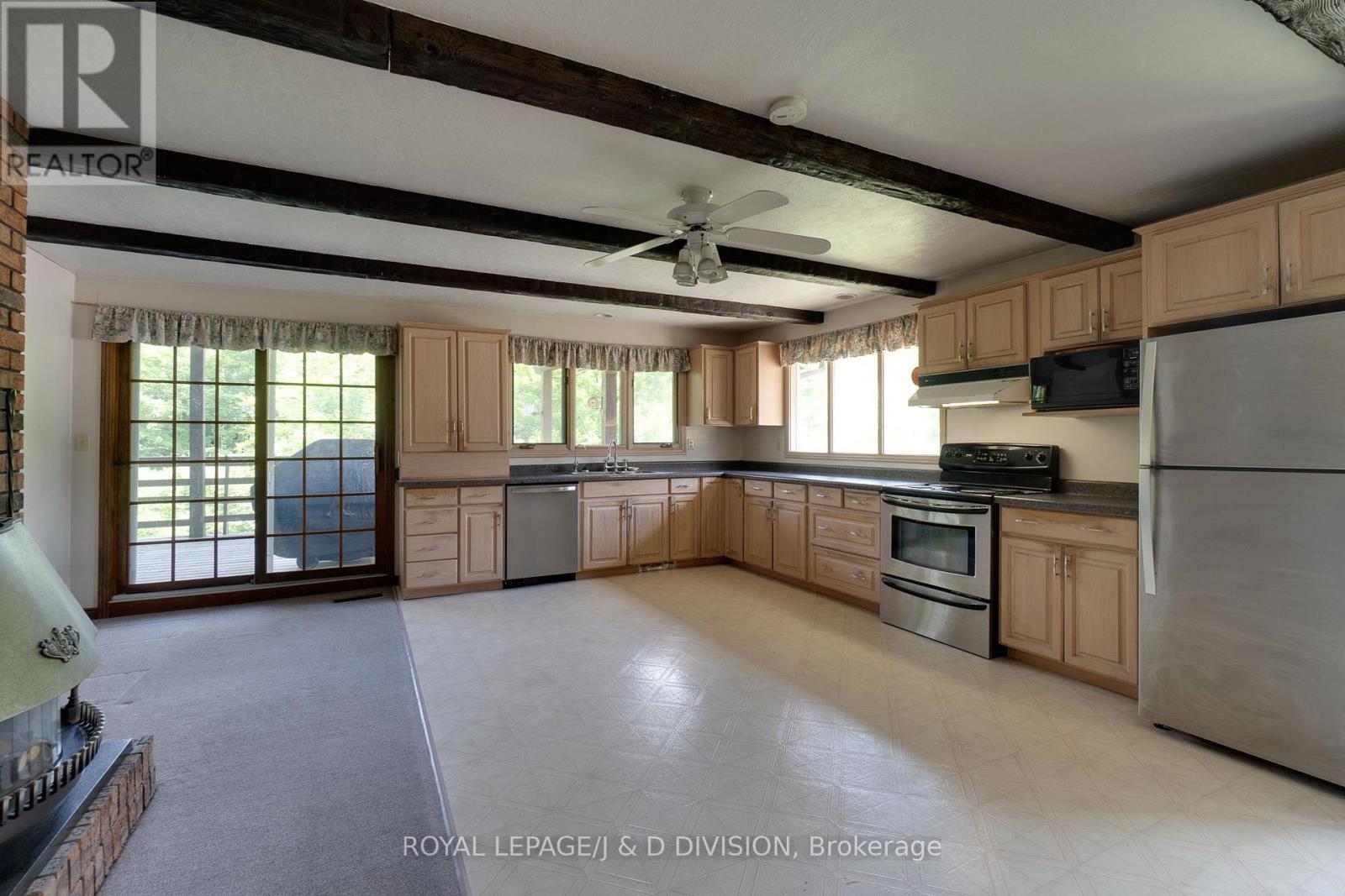 7095 GUELPH LINE - 28