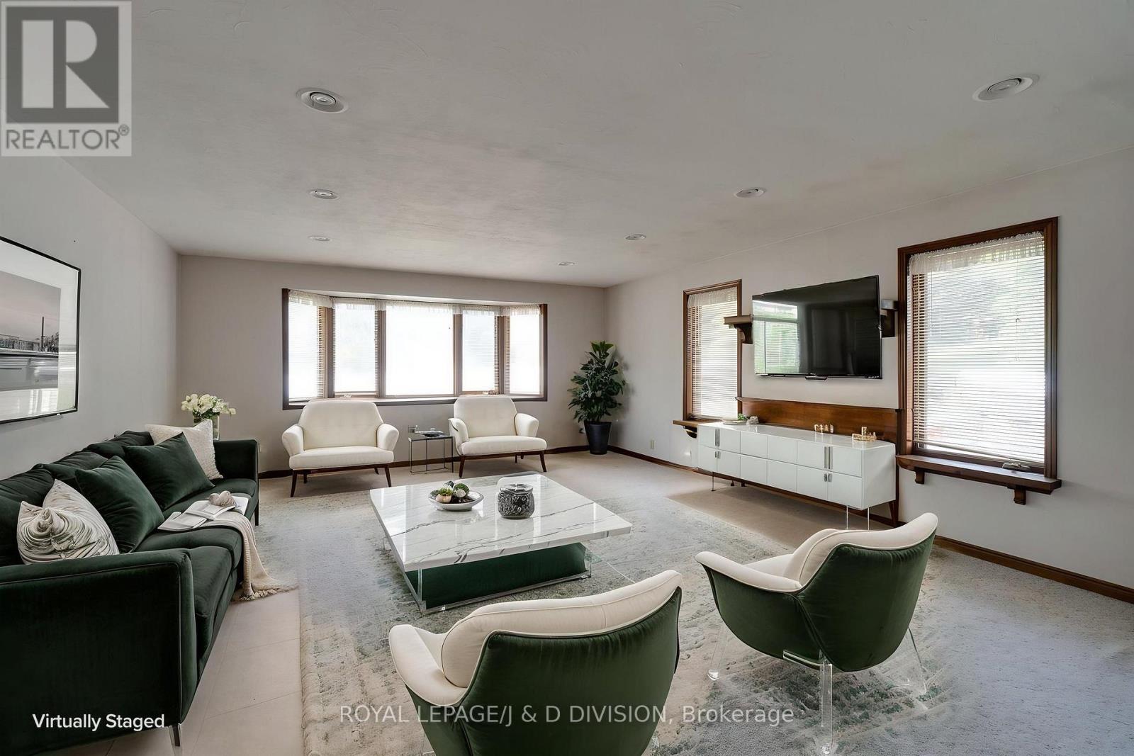 7095 GUELPH LINE - 30