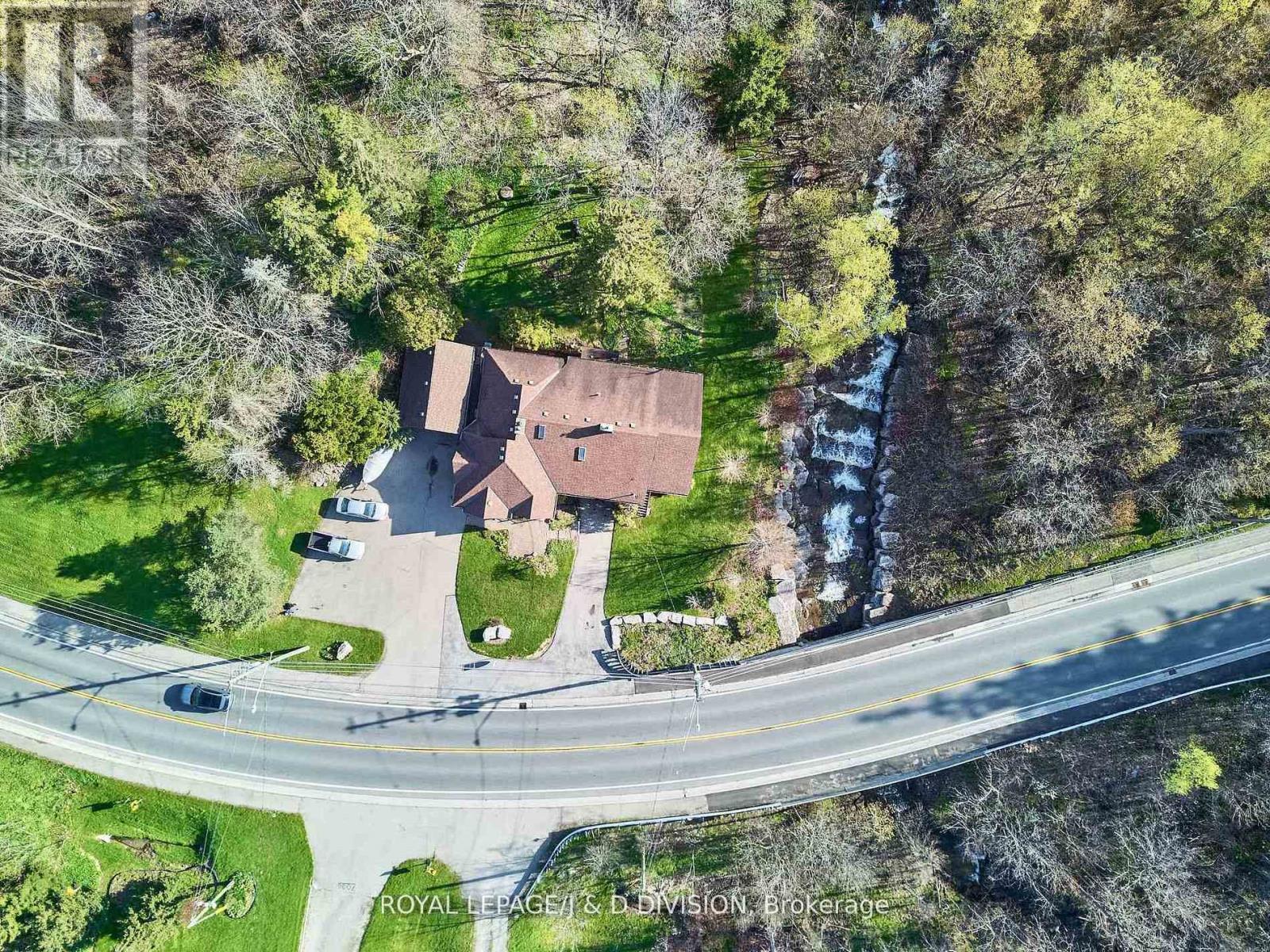 7095 GUELPH LINE - 37