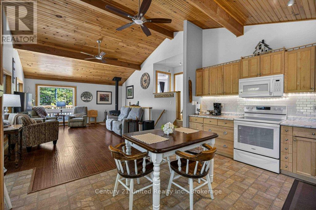 1120 SURVEYOR DRIVE - 11