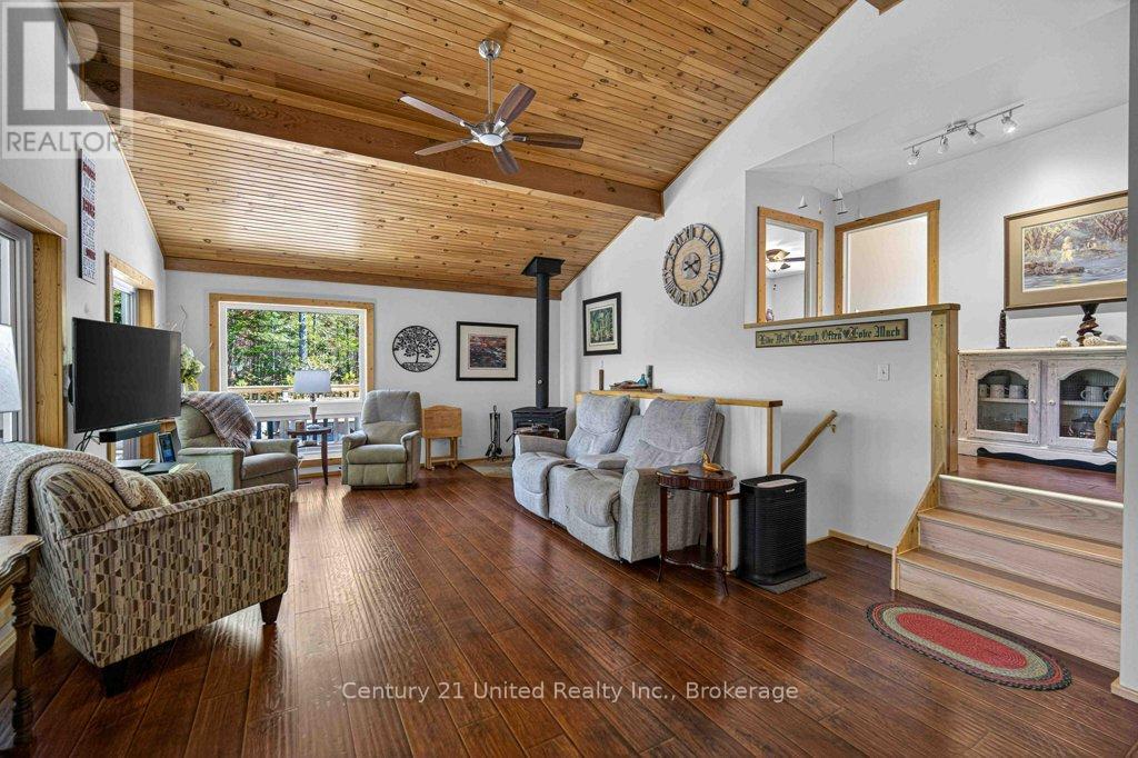 1120 SURVEYOR DRIVE - 12