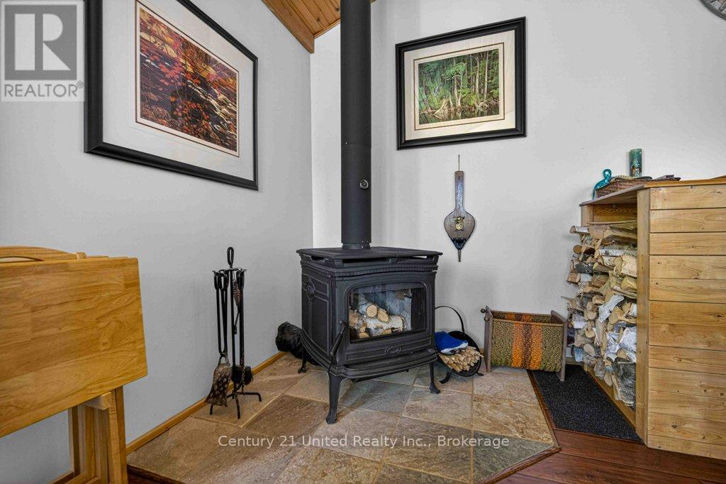 1120 SURVEYOR DRIVE - 14