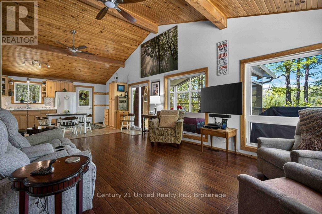1120 SURVEYOR DRIVE - 15