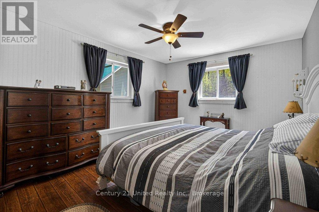 1120 SURVEYOR DRIVE - 18
