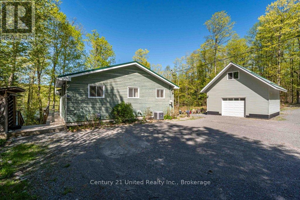 1120 SURVEYOR DRIVE - 4
