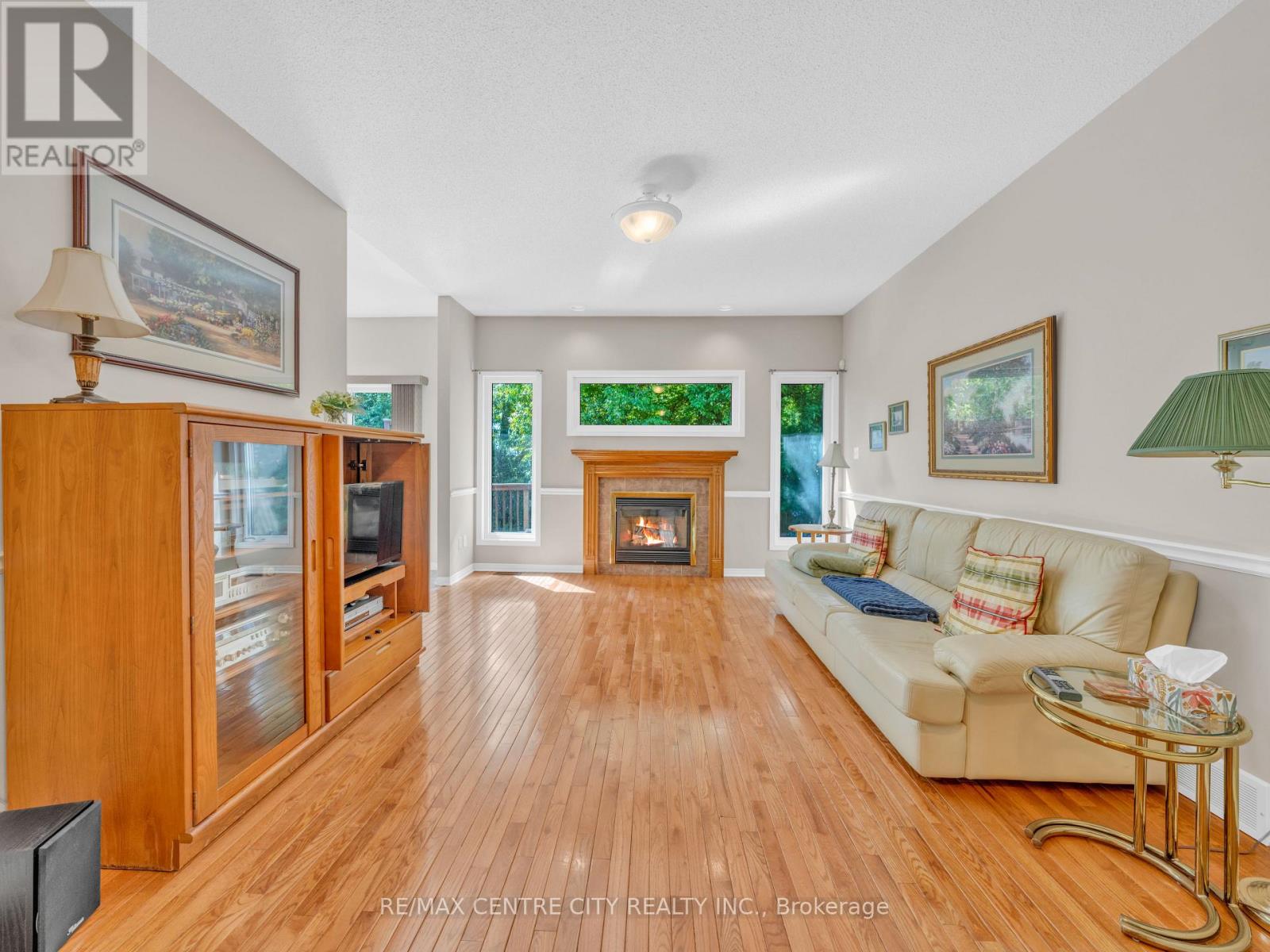 23 BRIMLEY COURT - 15