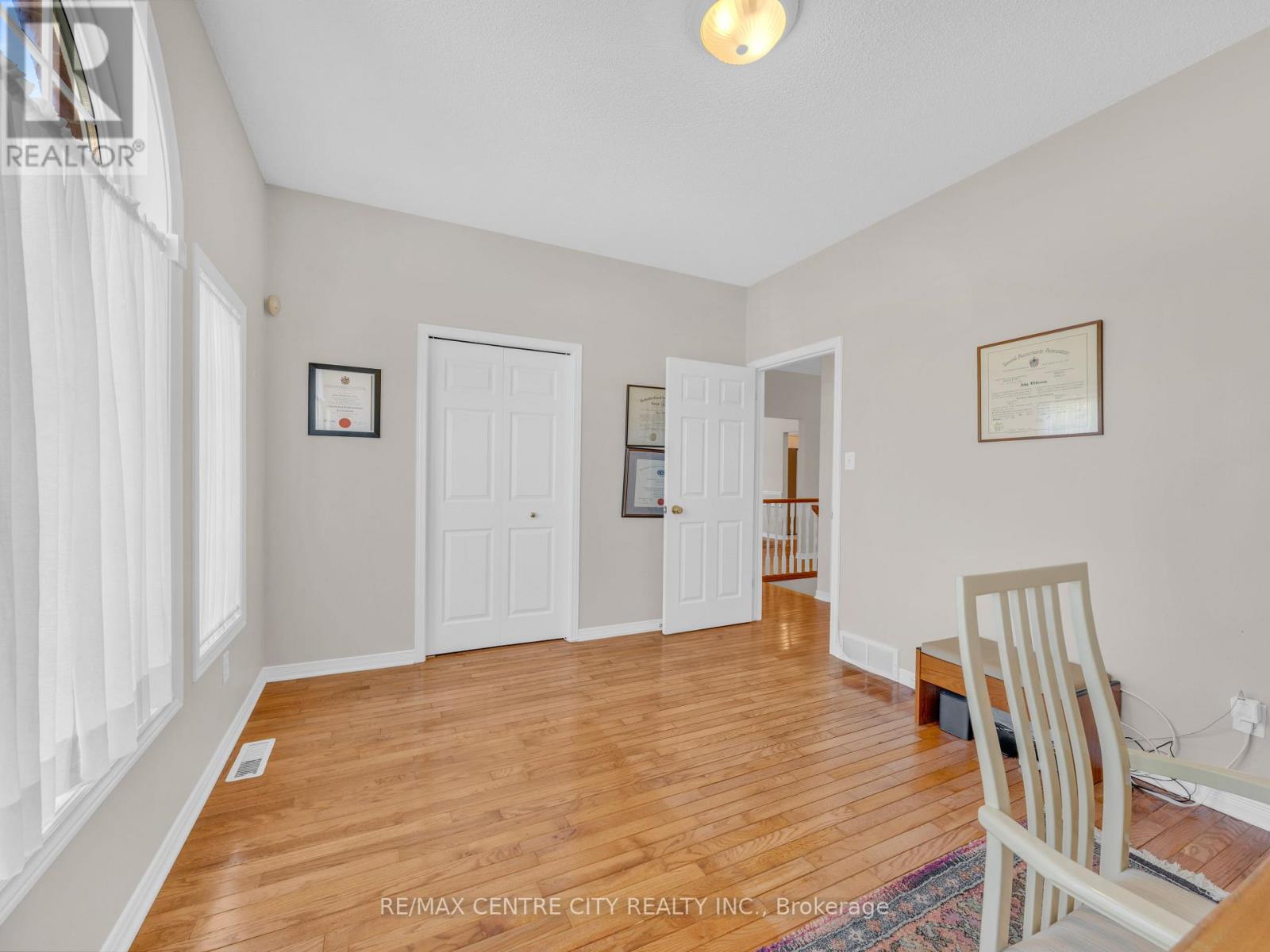 23 BRIMLEY COURT - 21