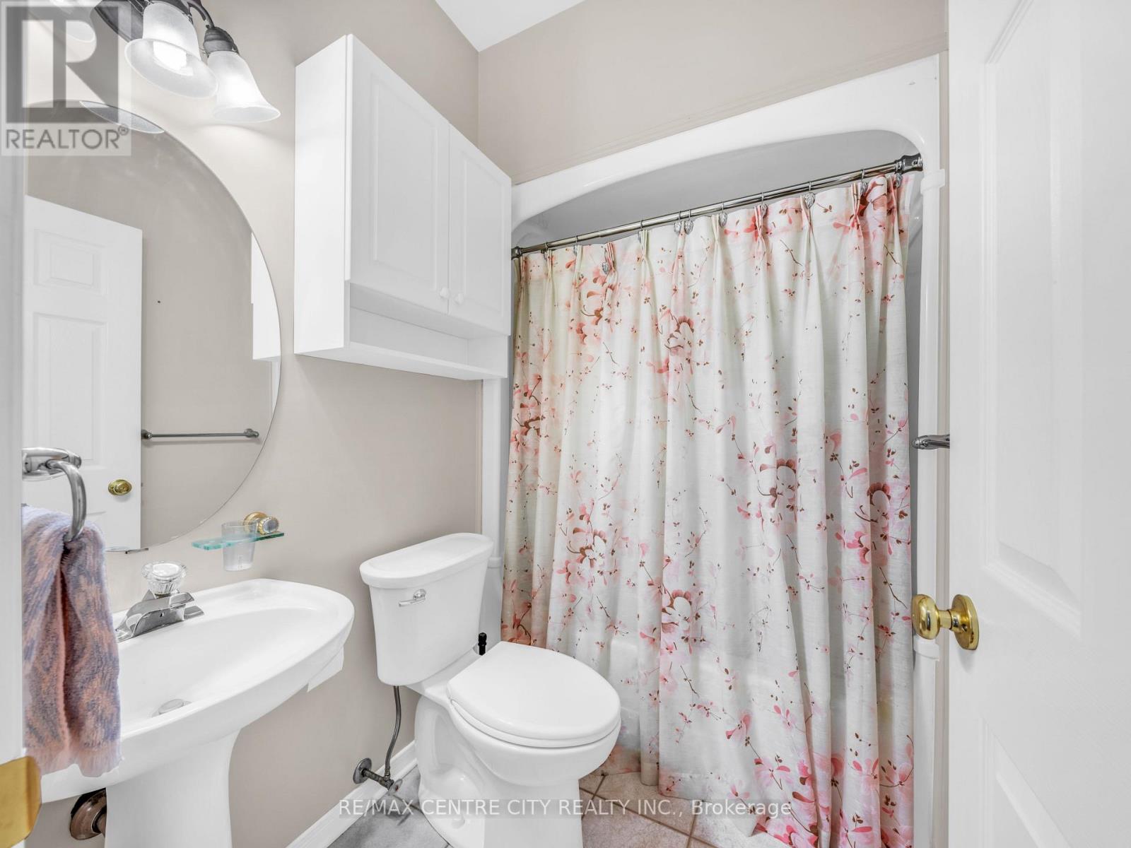 23 BRIMLEY COURT - 22