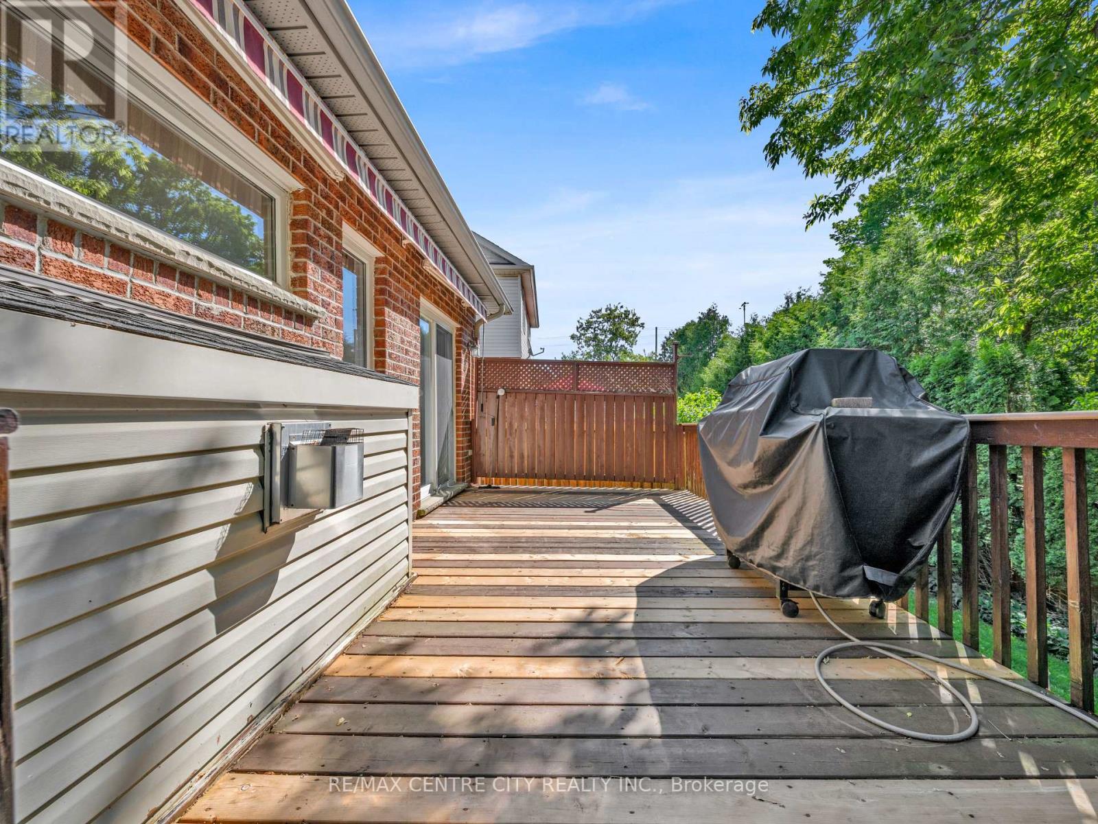 23 BRIMLEY COURT - 40