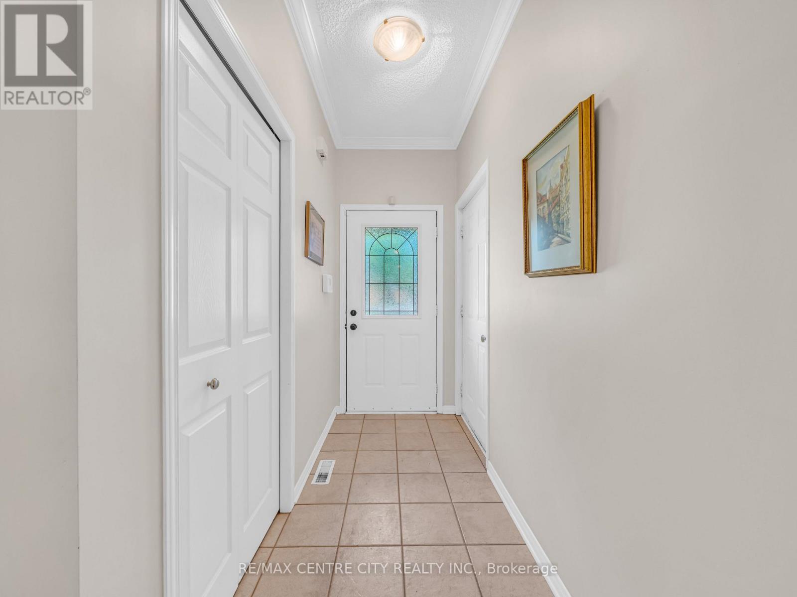 23 BRIMLEY COURT - 5