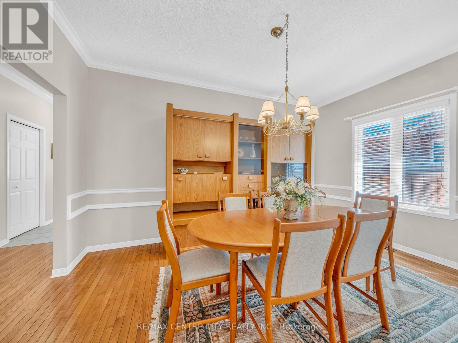 23 BRIMLEY COURT - 8