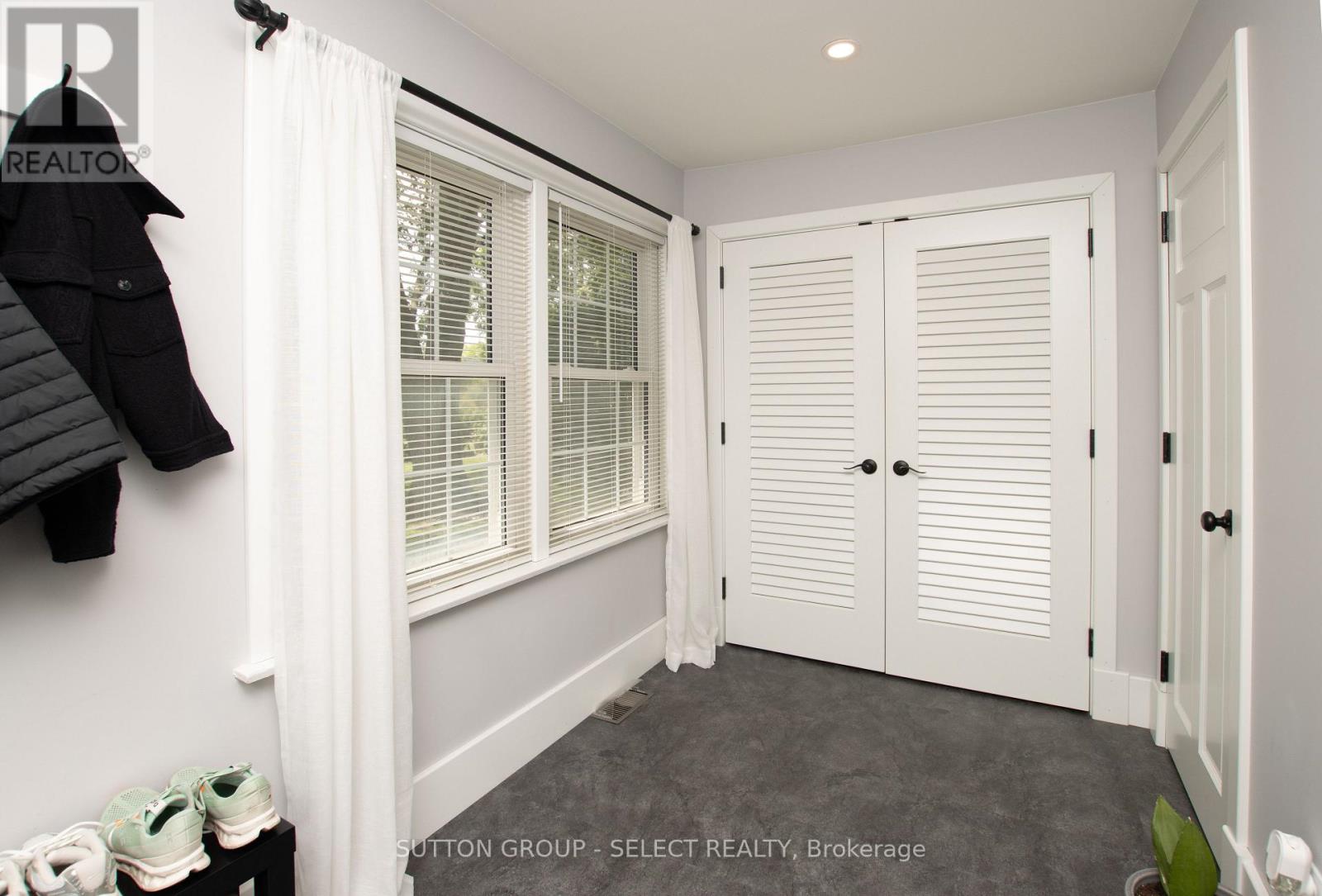 4273 COLONEL TALBOT ROAD N - 33