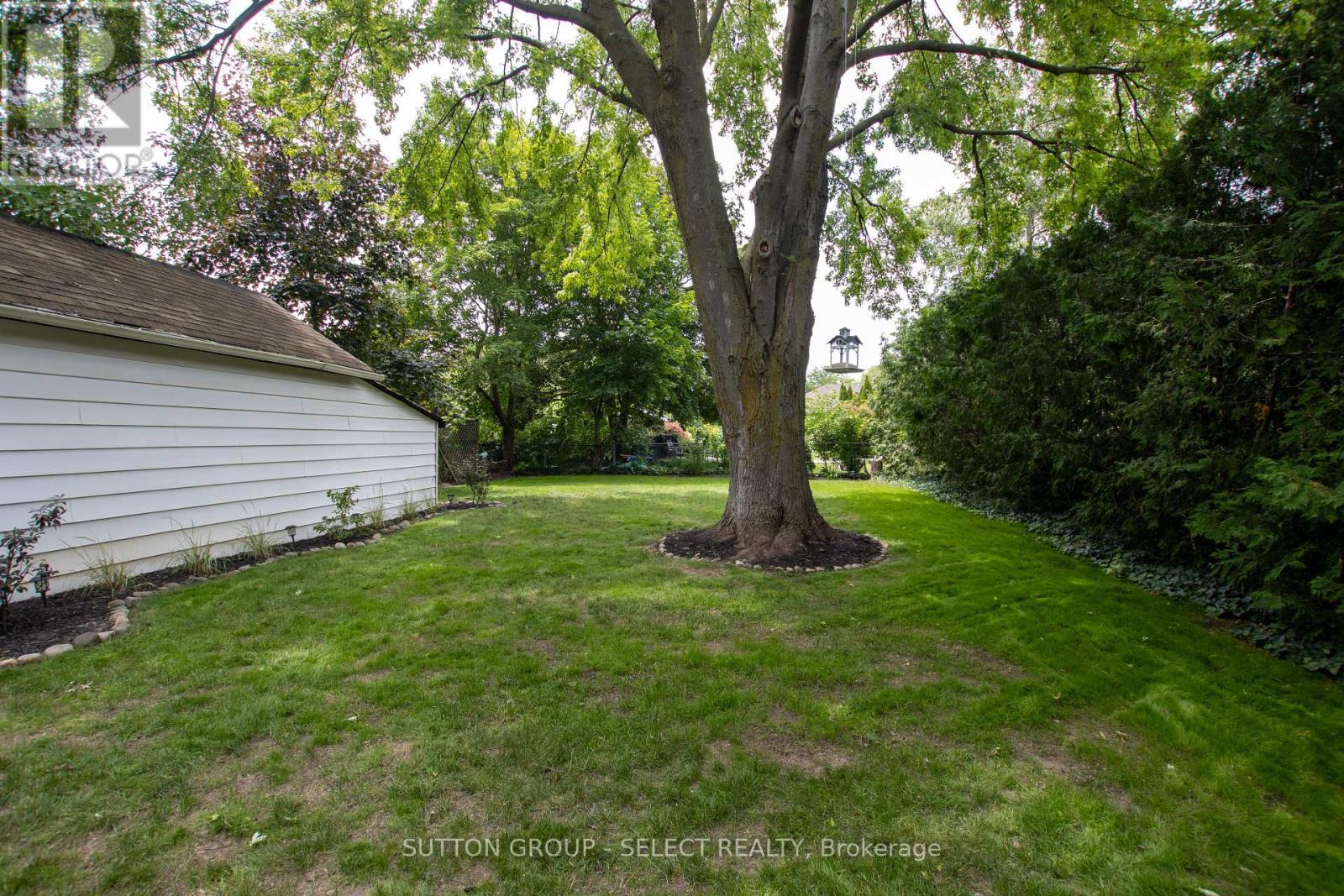4273 COLONEL TALBOT ROAD N - 43